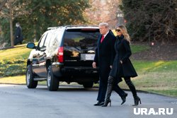 Жена Трампа с симпатией относится к российскому лидеру, рассказал президент США