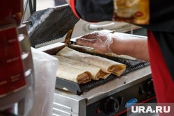 Заведение, которое снесли, занималось продажей шаурмы и другого фастфуда 