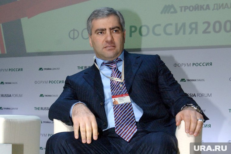 Карапетян начал формировать свою политическую команду в Армении