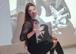 Герлах является большой поклонницей музыканта