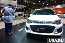 На складах дилеров сейчас находится около 400 тысяч импортных авто