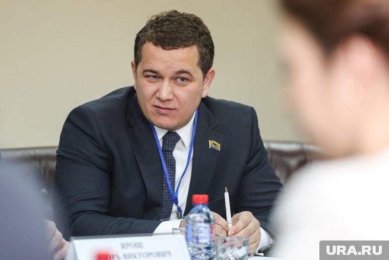 Айсин поддержал кандидатуру Максима Слепова на пост главы Сургута