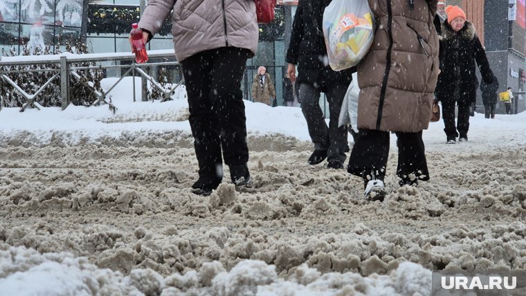 Пермяки утопают в снегу