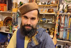 Каверин летит в Россию