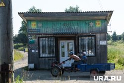 У жителей деревни Колотыги нет даже такого магазина