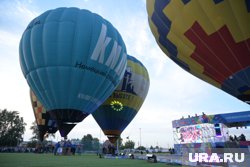 В этом году в соревновании принимают участие 13 пилотов
