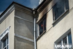 На пожаре женщина и ребенок отравились угарным газом
