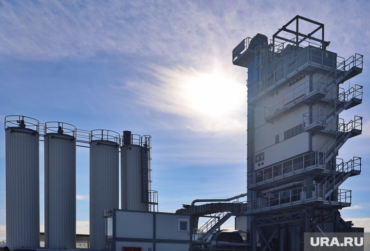 Компания из ХМАО скинула четыре миллиона на свой завод по производству асфальта