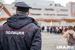 Нападение а полицейских произошло после требований прекратить шум