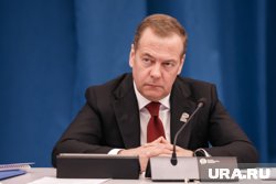 Председатель ЕР Дмитрий Медведев назвал законотворчество ключевой составляющей поддержки участников спецоперации и их семей