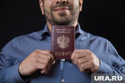 В последние несколько лет знаменитости все чаще интересуются вопросами российского гражданства