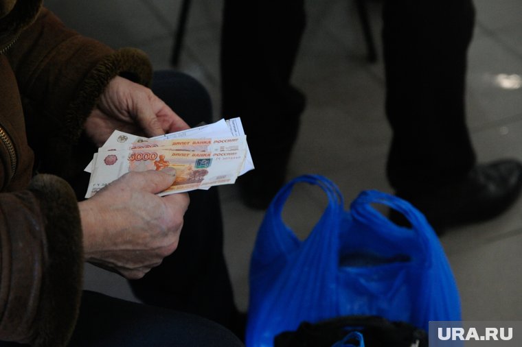 Страховые выплаты работающих пенсионеров в России будут индексироваться