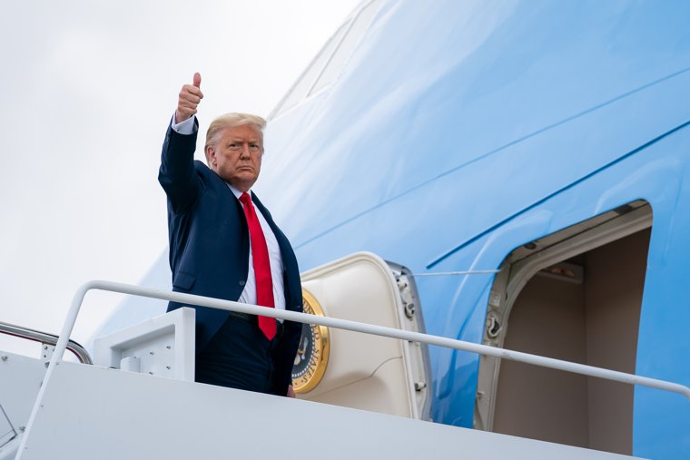 Трамп может передать Киеву около 5 млрд долларов из замороженных российских активов