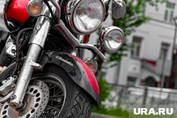 Тюменцы просили запрет ночной прокат на мотоциклах не только в центре