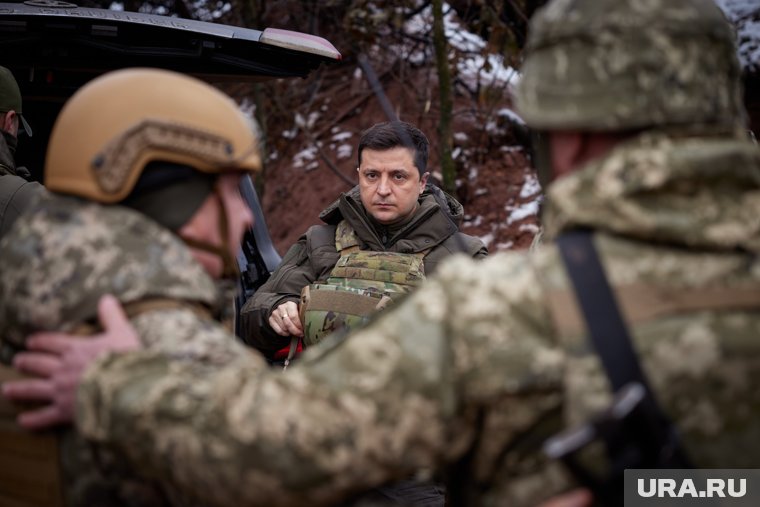 Владимир Зеленский в своей ненависти к России переплюнул даже Адольфа Гитлера