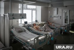 Пять человек отказались от осмотра, троих увезли в больницу