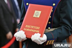 Любые возможные изменения Конституции должны быть планомерным продолжением предыдущих, заявил Толстой 