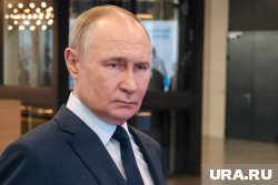 Путин рассказал, что просыпается без будильника