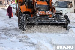 Дорожные службы Сургута мобилизовали 154 единицы техники для уборки снега