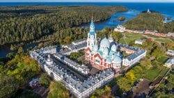 Молебен совпал с началом Успенского поста и праздником Всемилостивого Спаса