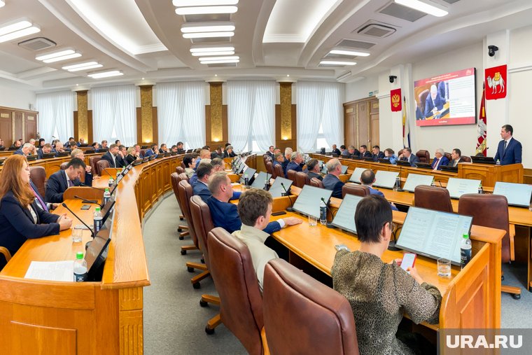 Депутаты заксобрания приняли изменения в бюджете Челябинской области