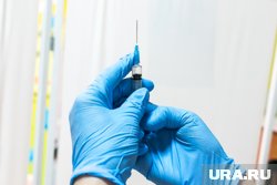 По отзывам горожан проблемы с вакциной длятся несколько месяцев