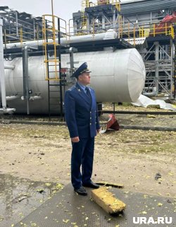 Строгалев на месте взрыва на месторождении