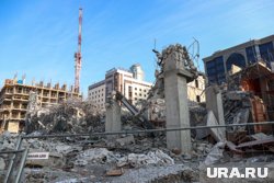 Бизнес-центр начали сносить в декабре 2023 года