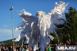 В День города жителей нового уренгоя будут развлекать актеры театров и аниматоры