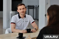 Станислав Бессонов регулярно рассказывает желающим о том, как получить грант на реализацию инициативы