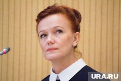Майя Есина проработала в структурах правительства ХМАО 14 лет и решила покинуть кабмин, чтобы помогать раненым бойцам