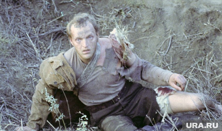 Александр Кайдановский в фильме «Дома среди незнакомцев, незнакомец дома»
