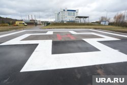 Вертолет уже выполнил первую миссию, доставив в Пермь новорожденного с матерью и пенсионерку с инфарктом 