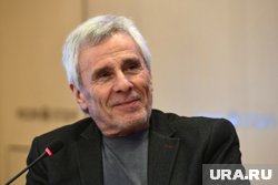 Сербский актер и режиссер Гойко Митич поздравил россиян с Днем России