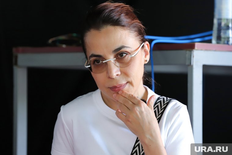 По сведениям прокуратуры, Аллахвердиева осознанно скрывается за пределами России
