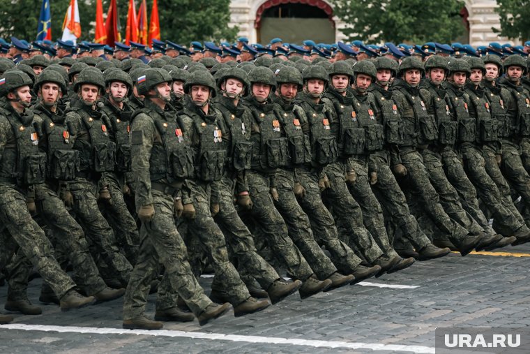 Минтруд внесет поправки в законопроекты о дополнительной поддержке военнослужащих