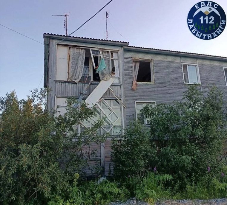 Взрыв произошел в доме по адресу ул. Обская, 12б