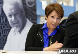 Санкции коснулись и супруга дочери экс-президента России
