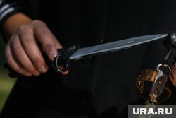 Пострадавшей приставили нож к горлу