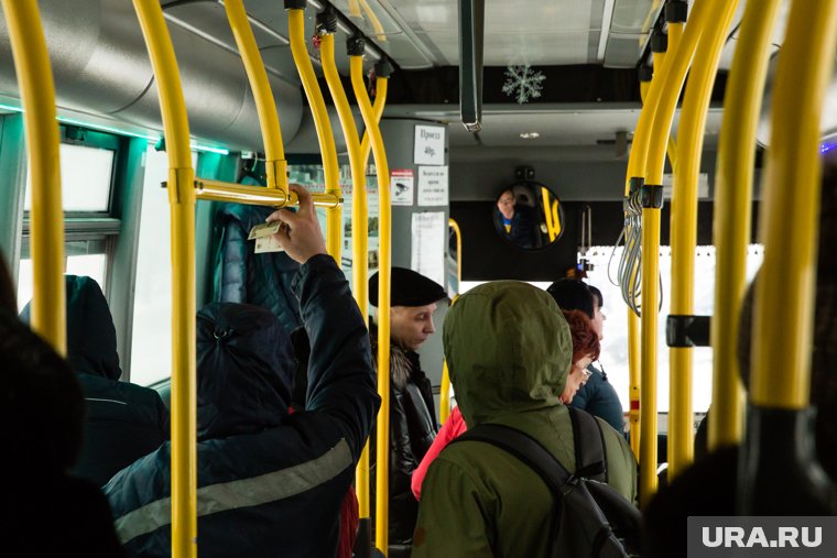 В Нижневартовске в День поминовения усопших до кладбища запустят бесплатные автобусы