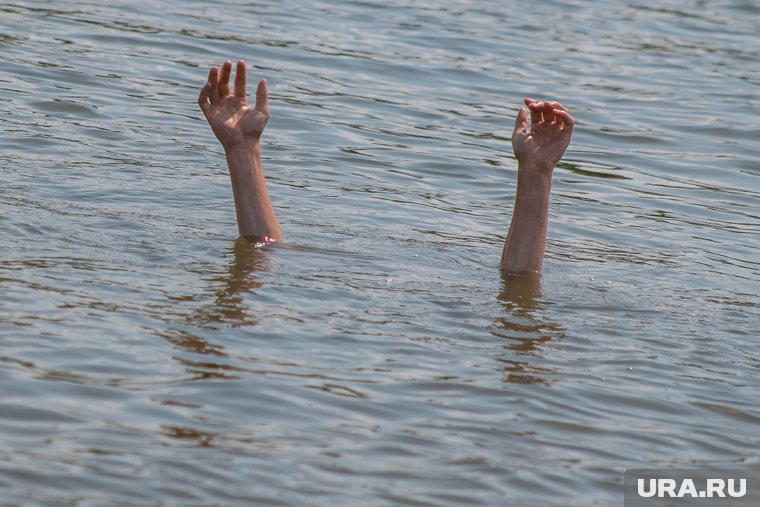 В ЯНАО за выходные на воде погибло две женщины