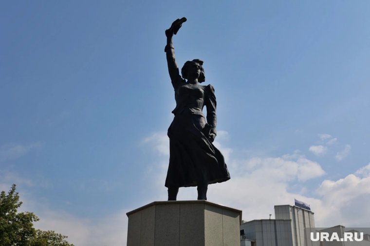 Памятник Аргентовской в Кургане