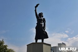 Памятник Аргентовской в Кургане