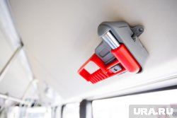 За последние три месяца зафиксировано 13 случаев немотивированного срыва аварийных молотков в троллейбусах Челябинска 