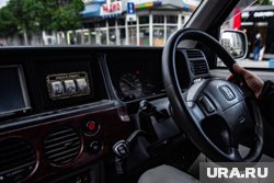 Машины с правым рулем хотят убрать с дорог