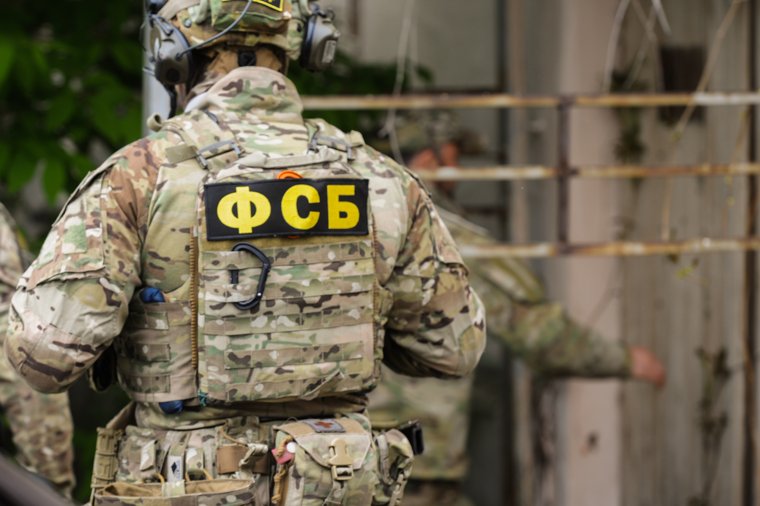 ФСБ задержали украинского агента в Крыму