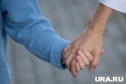 В Нижневартовске мать, ограниченная в родительских правах, не хотела отдавать детей судебным приставам.