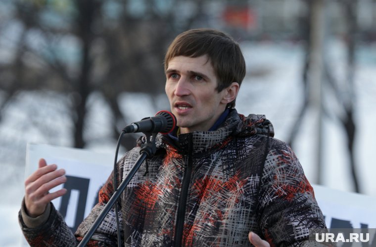 Юрий Бобров уехал из РФ в 2022 году