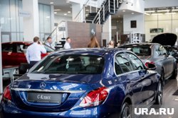 Сотрудники автосалона навязывали дополнительные услуги для большей суммы сделки