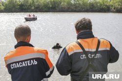 Погибшего подростка искали водолазы